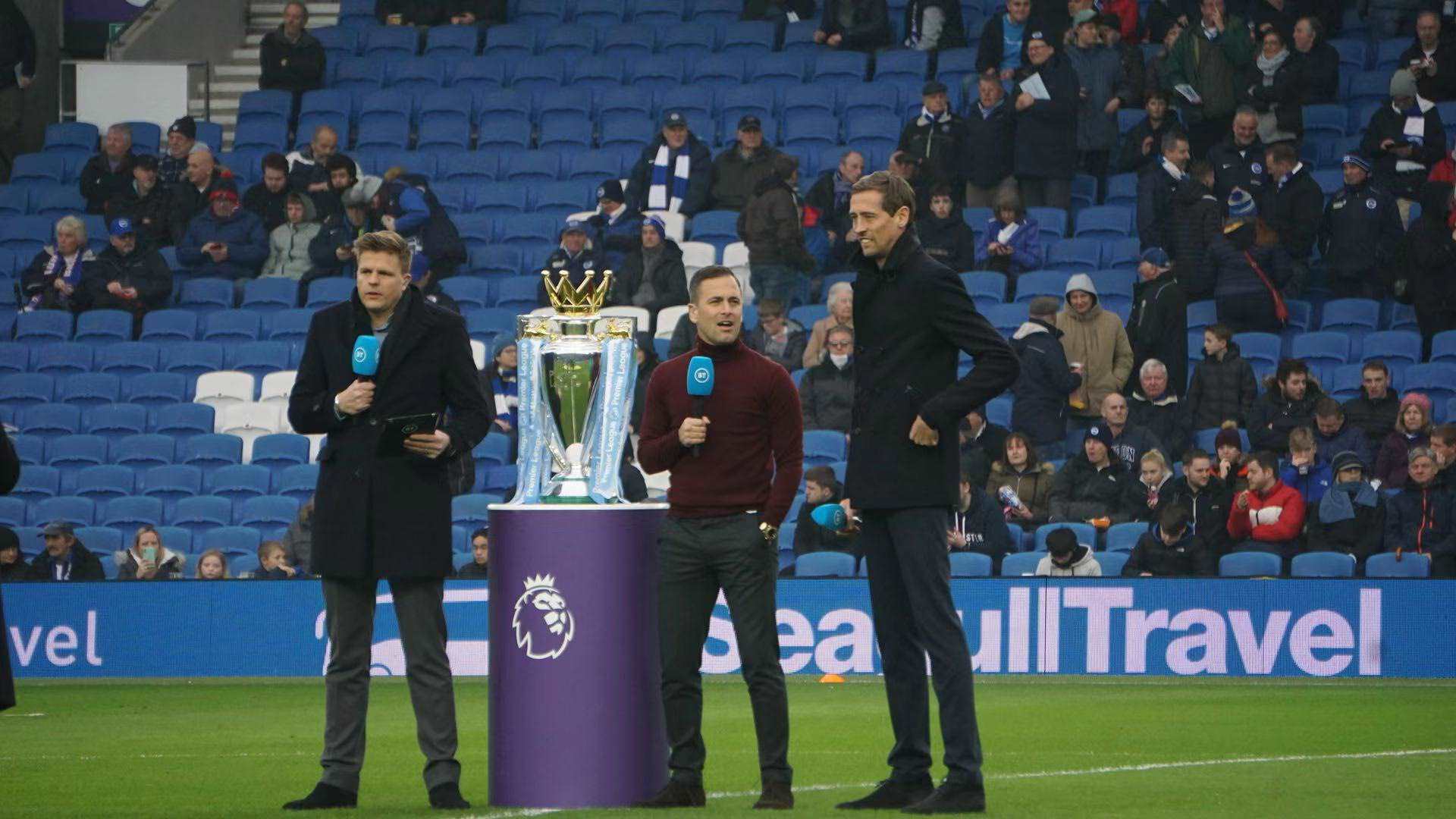 注女子足球 注女子足球